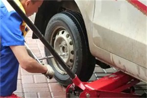 石佛营附近拖车24小时服务热线电话